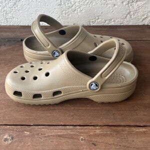 Crocs Classic Clogs – new